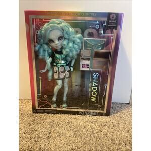 Rainbow High Shadow High Berrie Skies 11” Doll with Clothing & Stand New